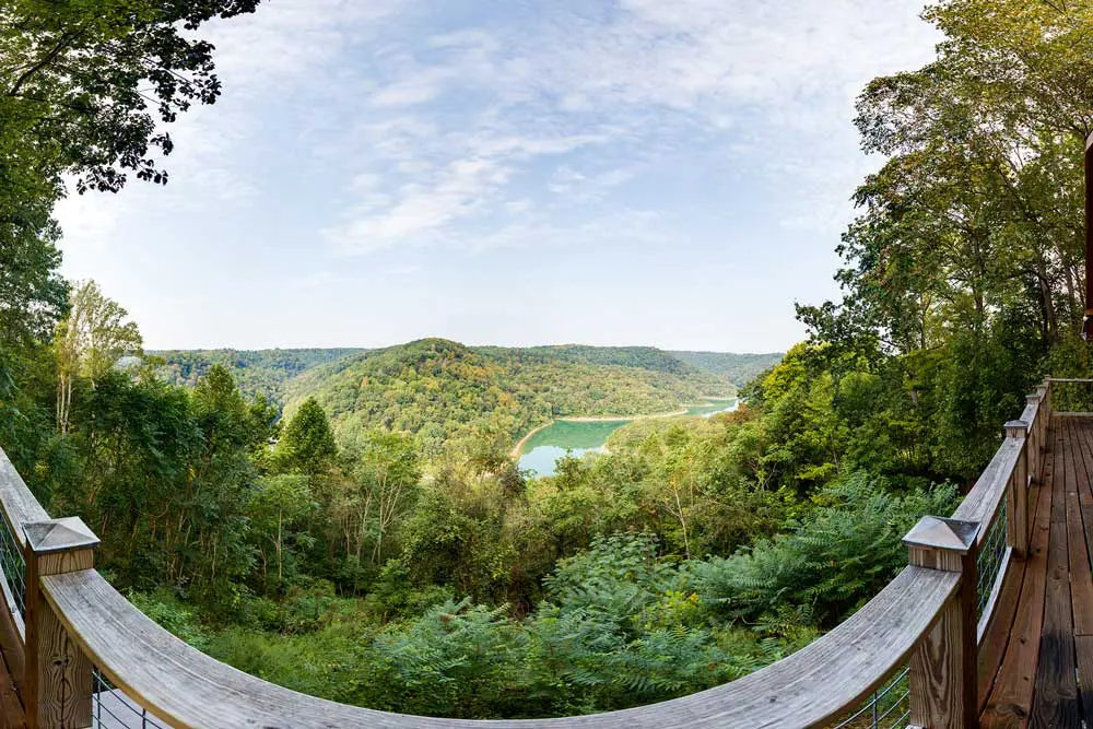center hill Lakeview